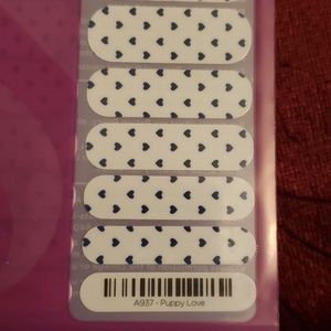 Jamberry Makeup - Jamberry Nail Wraps Puppy Love Jamberry Makeup - Jamberry Nail Wraps Puppy Love